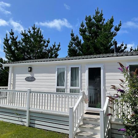 New Forest Retreat Shorefield Country Park Lymington Exterior photo
